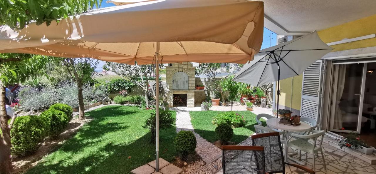 Apartman Kapovic Kaštela 外观 照片